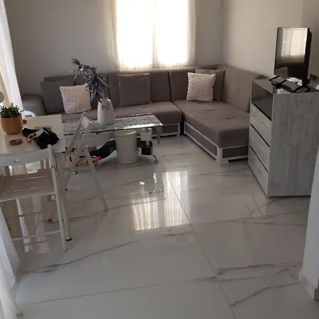 Stesi Thessaloniki S * Peraía